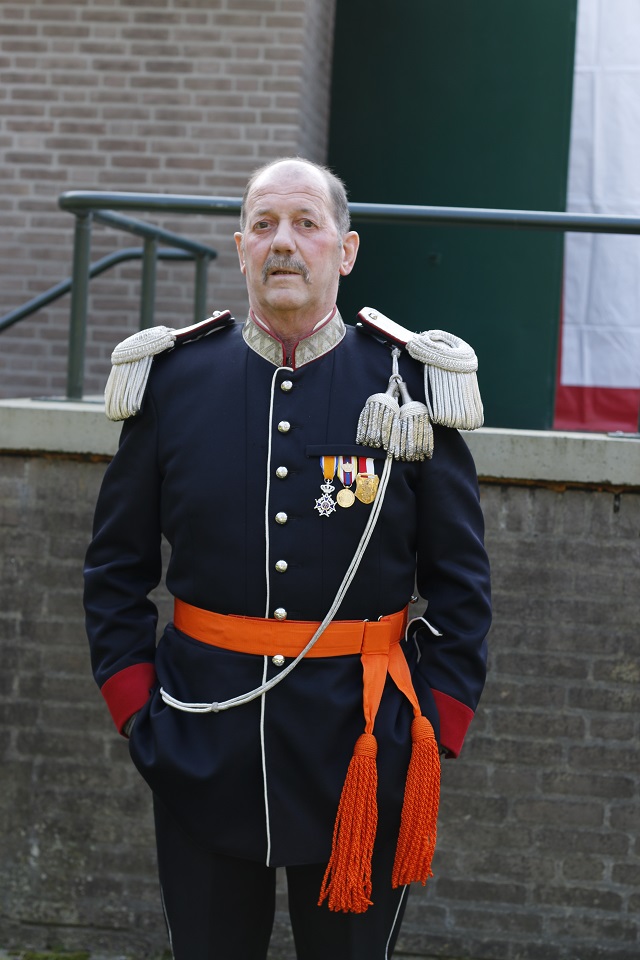 Guus Stiphout onderscheiden binnen de Orde van de Rode Leeuw